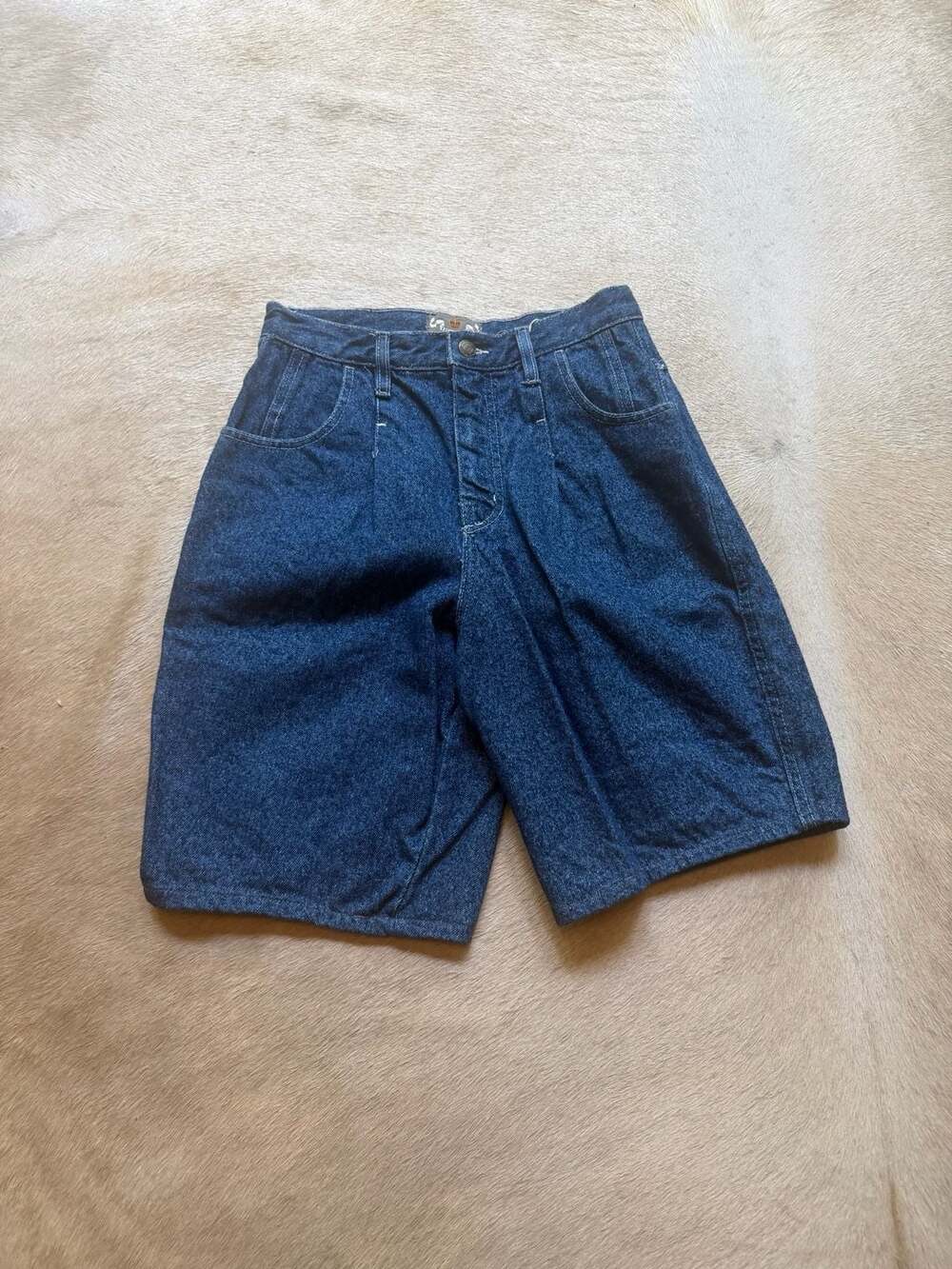 The Limited Vintage 90s Dark Wash Denim Pleated Bermuda Shorts Size 10